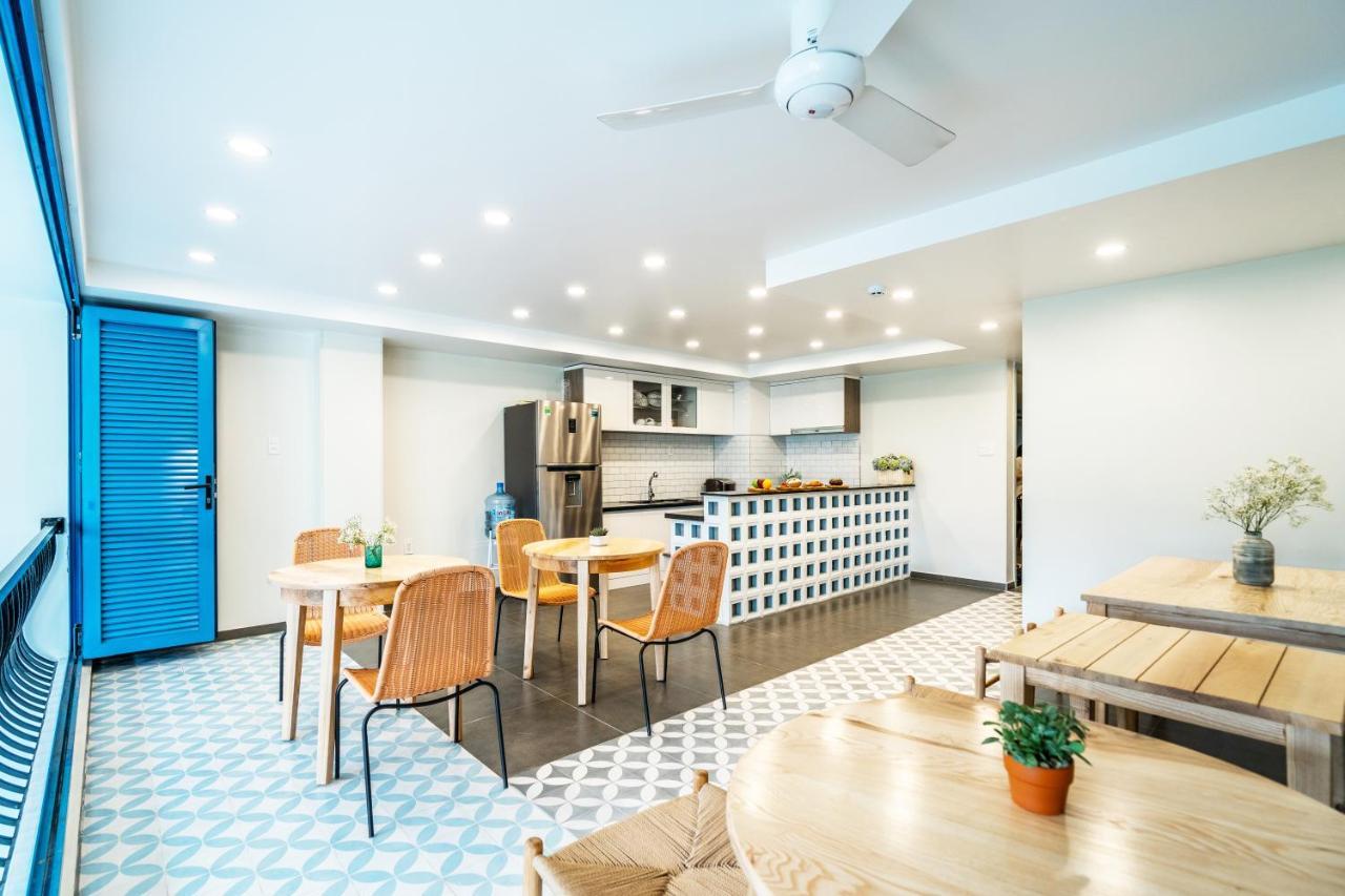 Mecozy Apartel Ho Chi Minh City Exterior photo